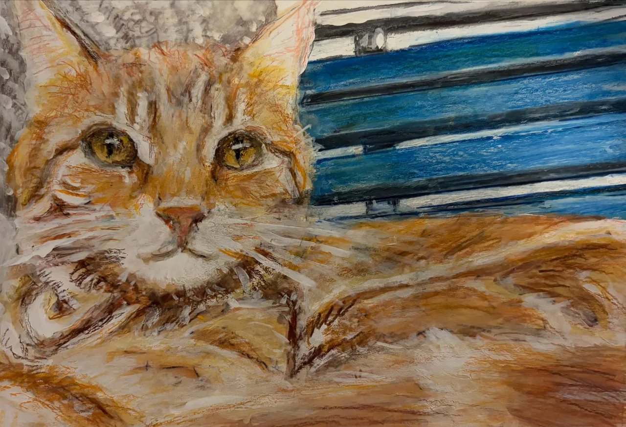 Gemälde einer rot getigerten Katze, die entspannt vor einer blauen Holzbank liegt.